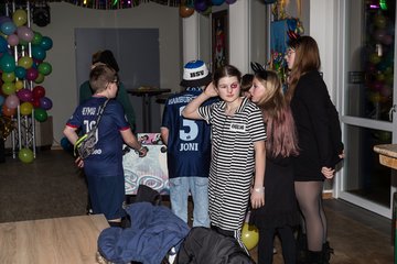 Bild 12 - Jugend Latuff